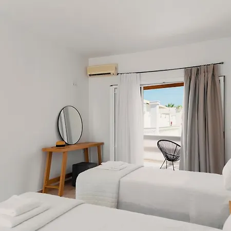 Aparthotel La Playa Grande Kávos