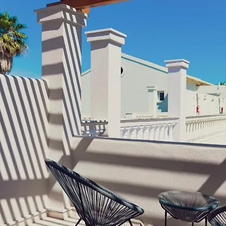 아파트호텔 La Playa Grande 카보스